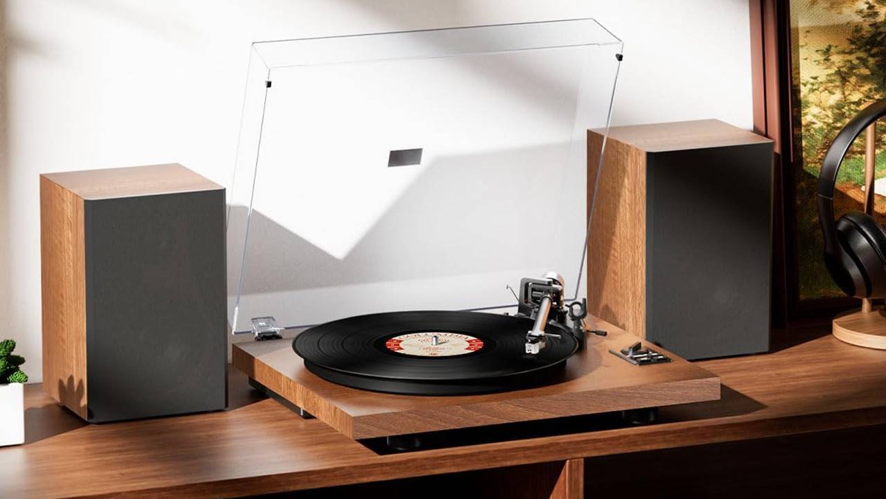 Read more about the article The Best 5 Turntables for 2024: Elevate Your Vinyl Experience