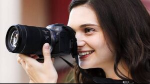 Read more about the article Top 5 Full Frame Cameras to Buy in 2025: Unmatched Image Quality and Performance